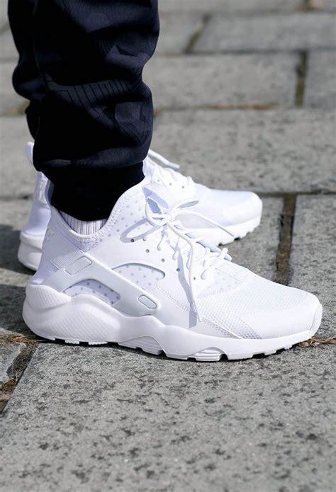 nike white huarache men's